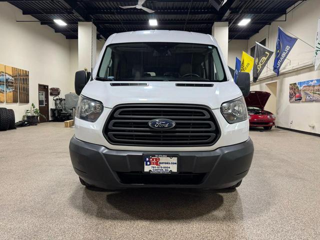 Photo of 2016 Oxford White Ford Transit-350