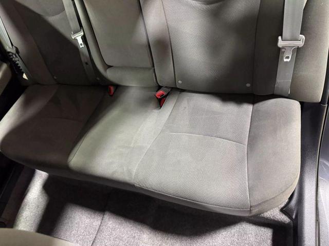 Photo of 2012 Winter Gray Metallic Toyota Prius