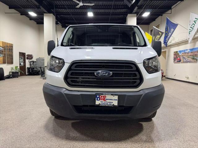 Photo of 2019 Oxford White Ford Transit-350