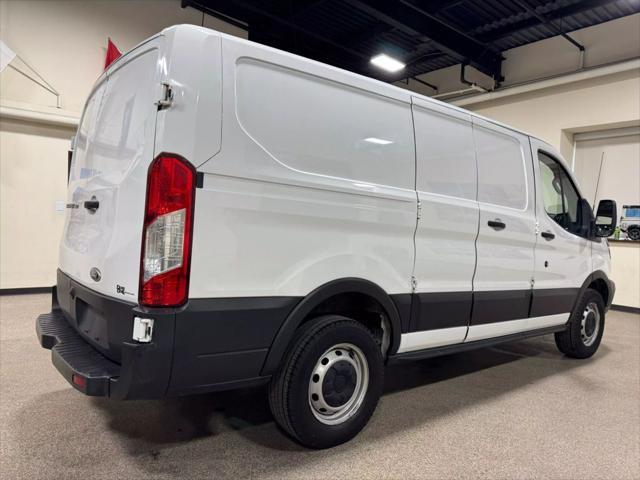 Photo of 2019 Oxford White Ford Transit-350