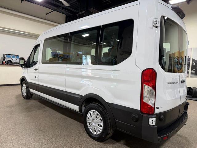 Photo of 2019 Oxford White Ford Transit-350