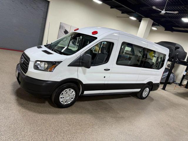 Photo of 2019 Oxford White Ford Transit-350