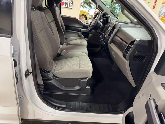 Photo of 2019 Oxford White Ford F-250