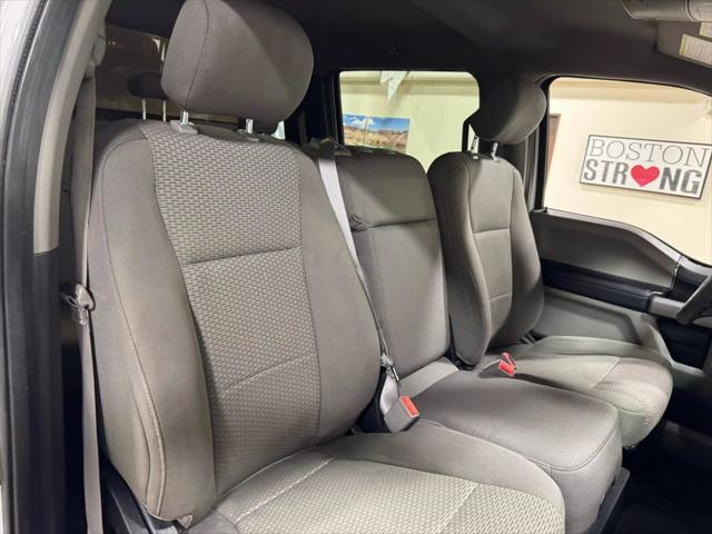 Photo of 2019 Oxford White Ford F-250