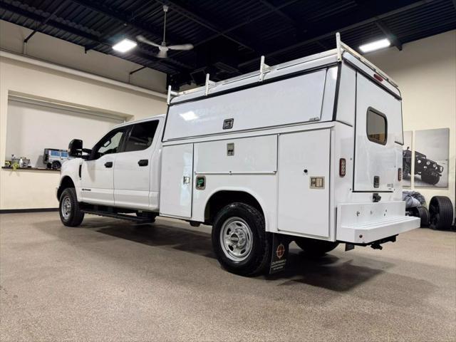 Photo of 2019 Oxford White Ford F-250