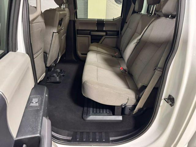 Photo of 2019 Oxford White Ford F-250