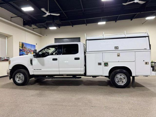 Photo of 2019 Oxford White Ford F-250