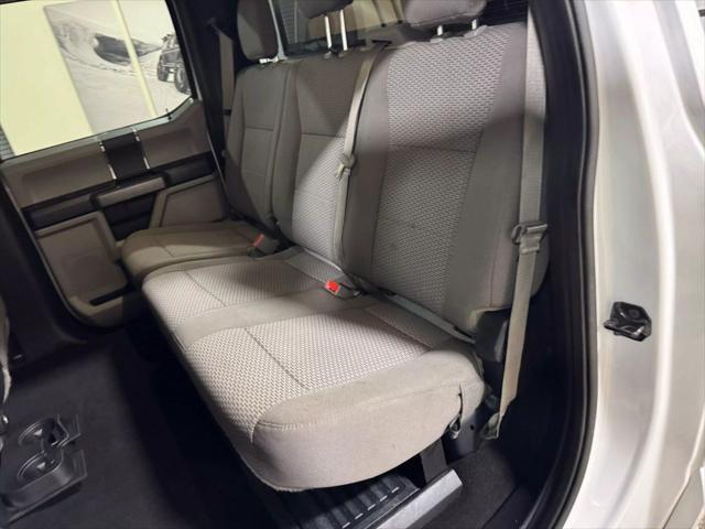 Photo of 2019 Oxford White Ford F-250