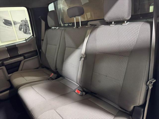 Photo of 2019 Oxford White Ford F-250