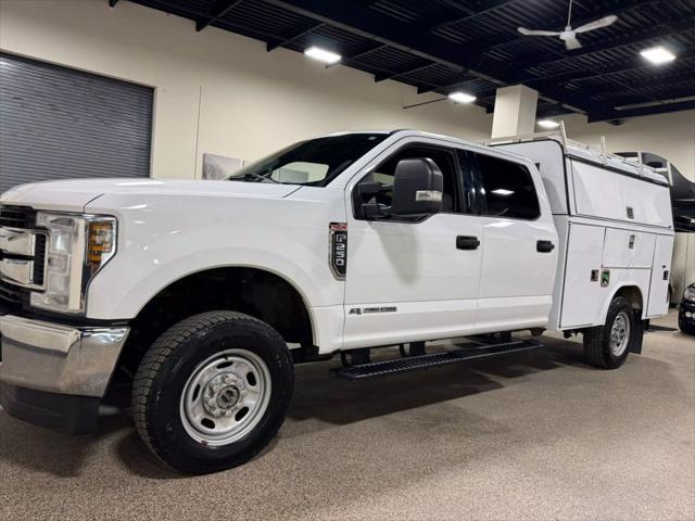 Photo of 2019 Oxford White Ford F-250