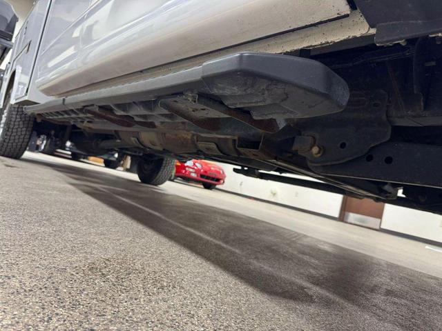 Photo of 2019 Oxford White Ford F-250