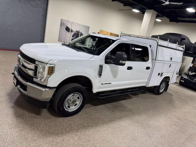 Photo of 2019 Oxford White Ford F-250