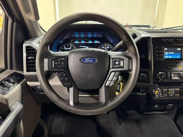 Photo of 2019 Oxford White Ford F-250