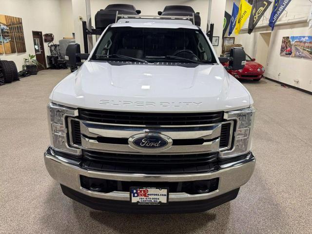 Photo of 2019 Oxford White Ford F-250