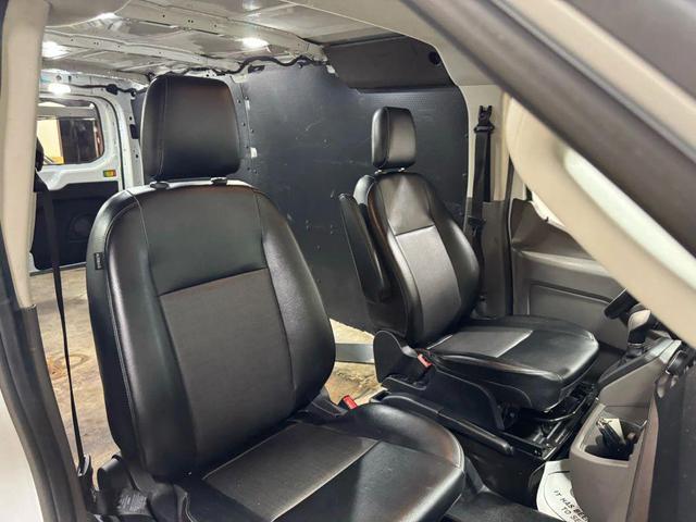 Photo of 2020 Oxford White Ford Transit-250