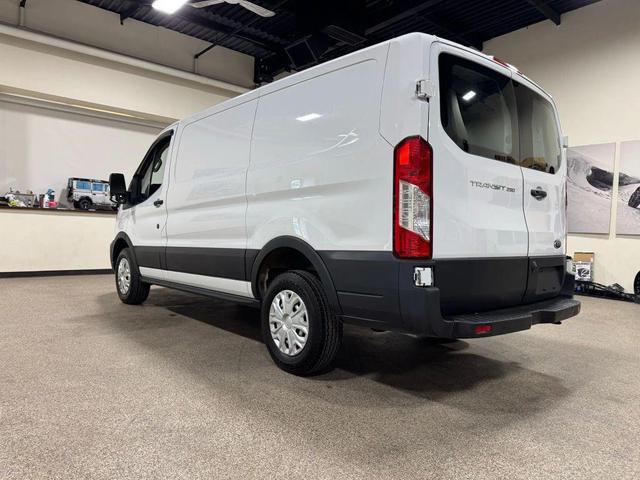 Photo of 2020 Oxford White Ford Transit-250