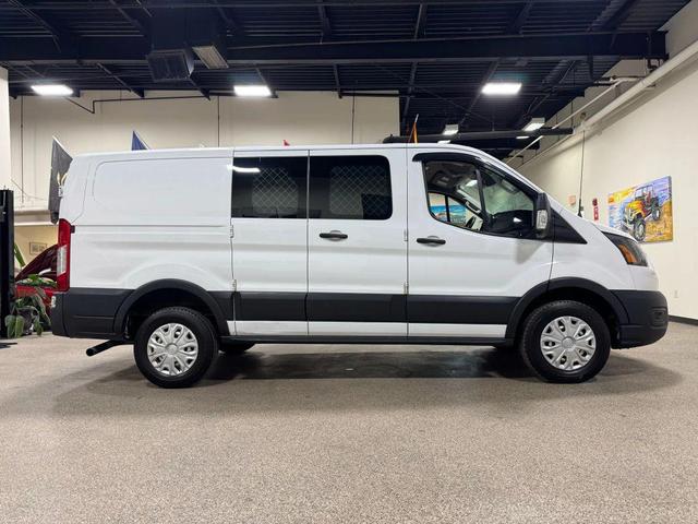 Photo of 2020 Oxford White Ford Transit-250