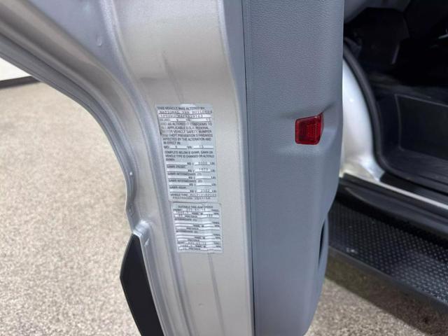 Photo of 2015 Silver Ford Transit-350