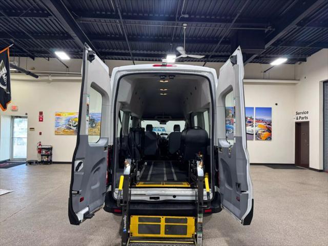 Photo of 2015 Oxford White Ford Transit-350