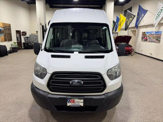 Photo of 2015 Oxford White Ford Transit-350
