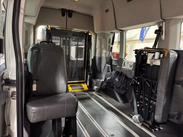 Photo of 2015 Oxford White Ford Transit-350