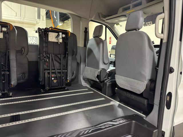 Photo of 2015 Oxford White Ford Transit-350