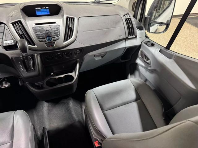 Photo of 2015 Oxford White Ford Transit-350