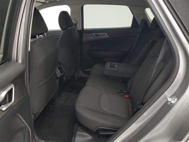 Photo of 2023 Steel Gray Kia Sportage