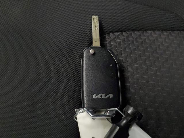 Photo of 2023 Steel Gray Kia Sportage