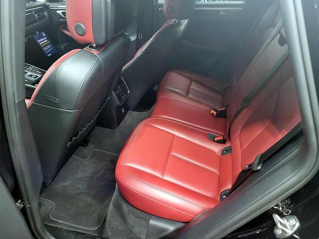 Photo of 2022 Black Porsche Macan