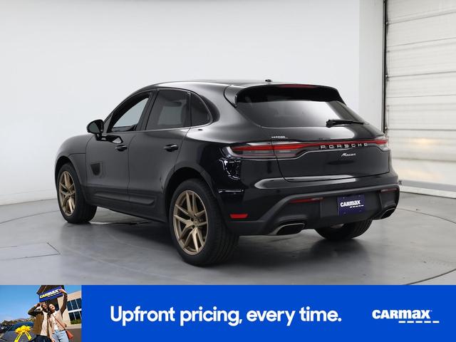 Photo of 2022 Black Porsche Macan