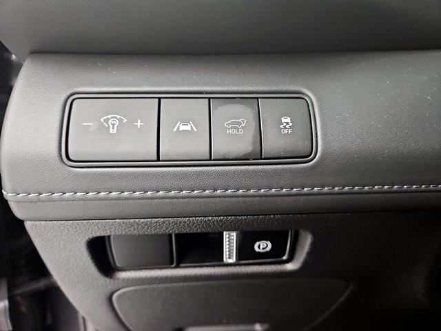 Photo of 2023 Gray Hyundai SANTA FE