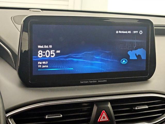 Photo of 2023 Gray Hyundai SANTA FE