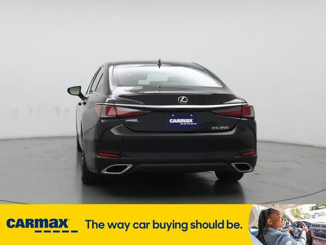 Photo of 2023 Black Lexus ES 350