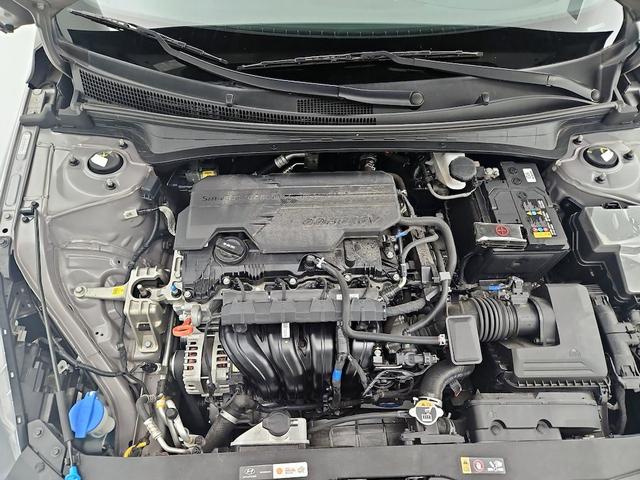 Photo of 2022 Gray Hyundai ELANTRA