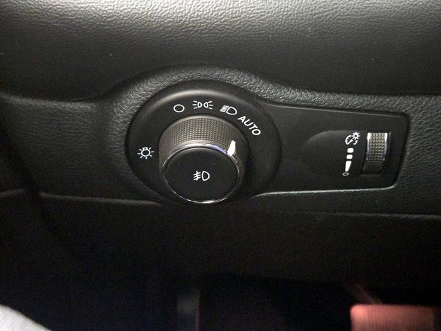 Photo of 2023 Black Dodge Durango