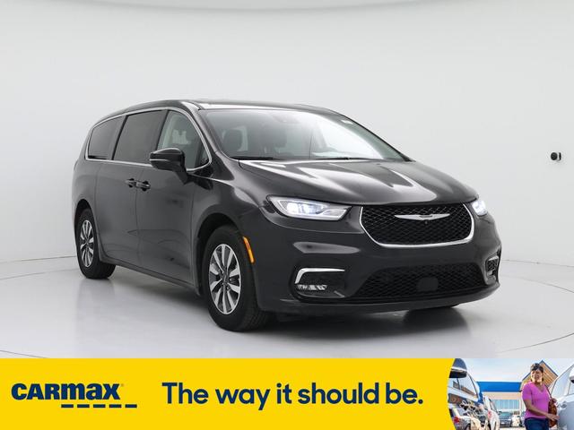 2022 Chrysler Pacifica Hybrid