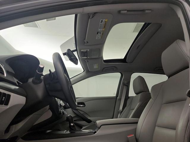 Photo of 2018 Gray Acura RDX