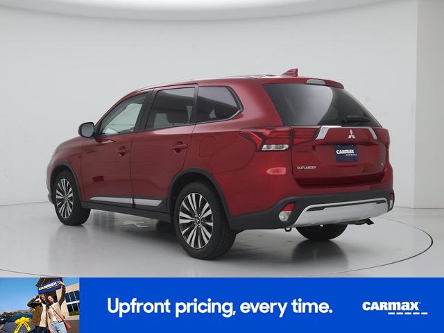 Photo of 2020 Red Mitsubishi Outlander
