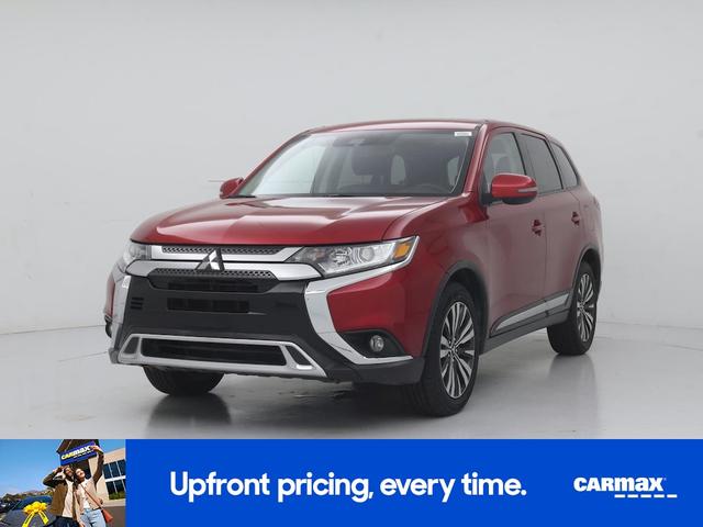 Photo of 2020 Red Mitsubishi Outlander