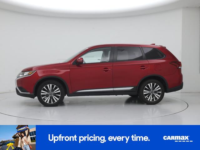 Photo of 2020 Red Mitsubishi Outlander