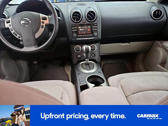 Photo of 2013 Black Nissan Rogue