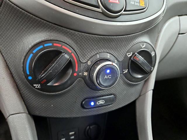 Photo of 2016 Black Hyundai Accent
