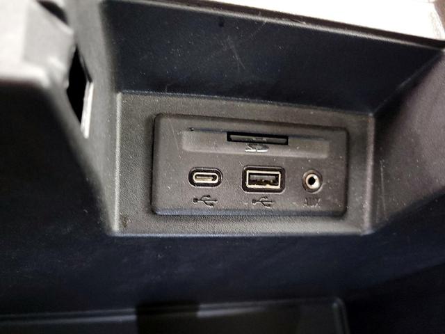 Photo of 2021 Black GMC Sierra 1500