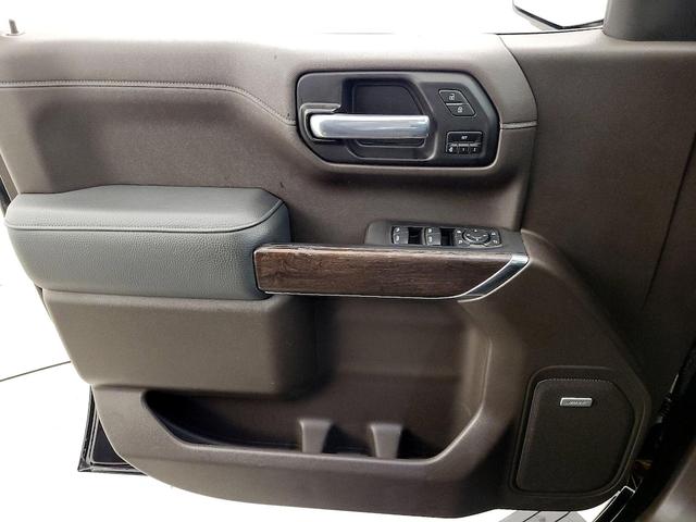 Photo of 2021 Black GMC Sierra 1500