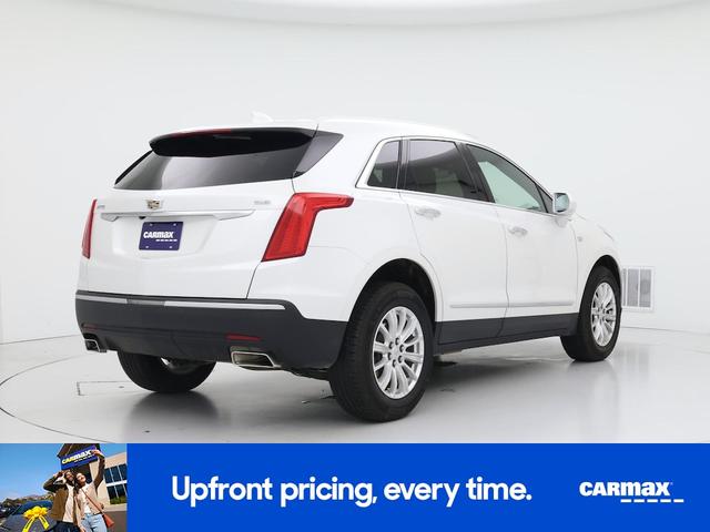 Photo of 2018 White Cadillac XT5