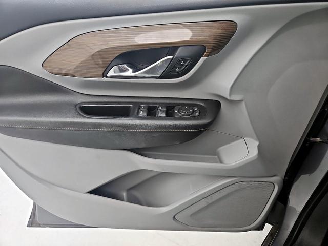 Photo of 2018 Gray GMC Terrain