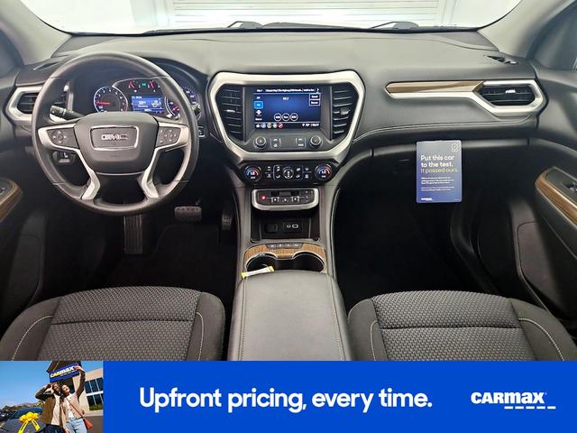 Photo of 2021 White GMC Acadia