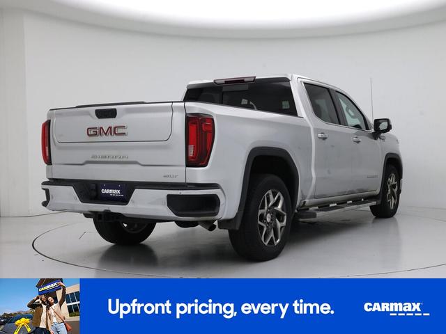Photo of 2022 Silver GMC Sierra 1500