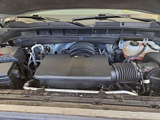 Photo of 2022 Silver GMC Sierra 1500